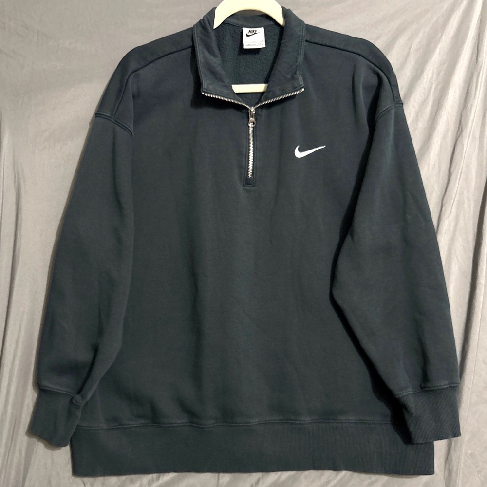 Nike Quarter-Zip Sweatshirt Large Black Gorpcore Sporty Swoosh Logo Athleisure